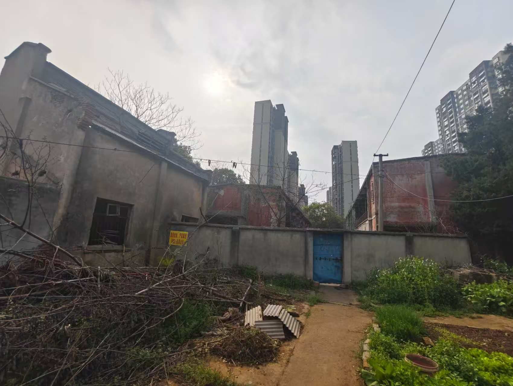 原安庆市园艺场果酒罐头加工厂车间及配套房屋图6