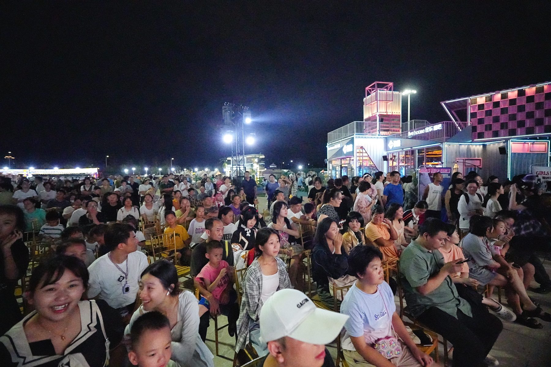 安庆滨江夜市图19
