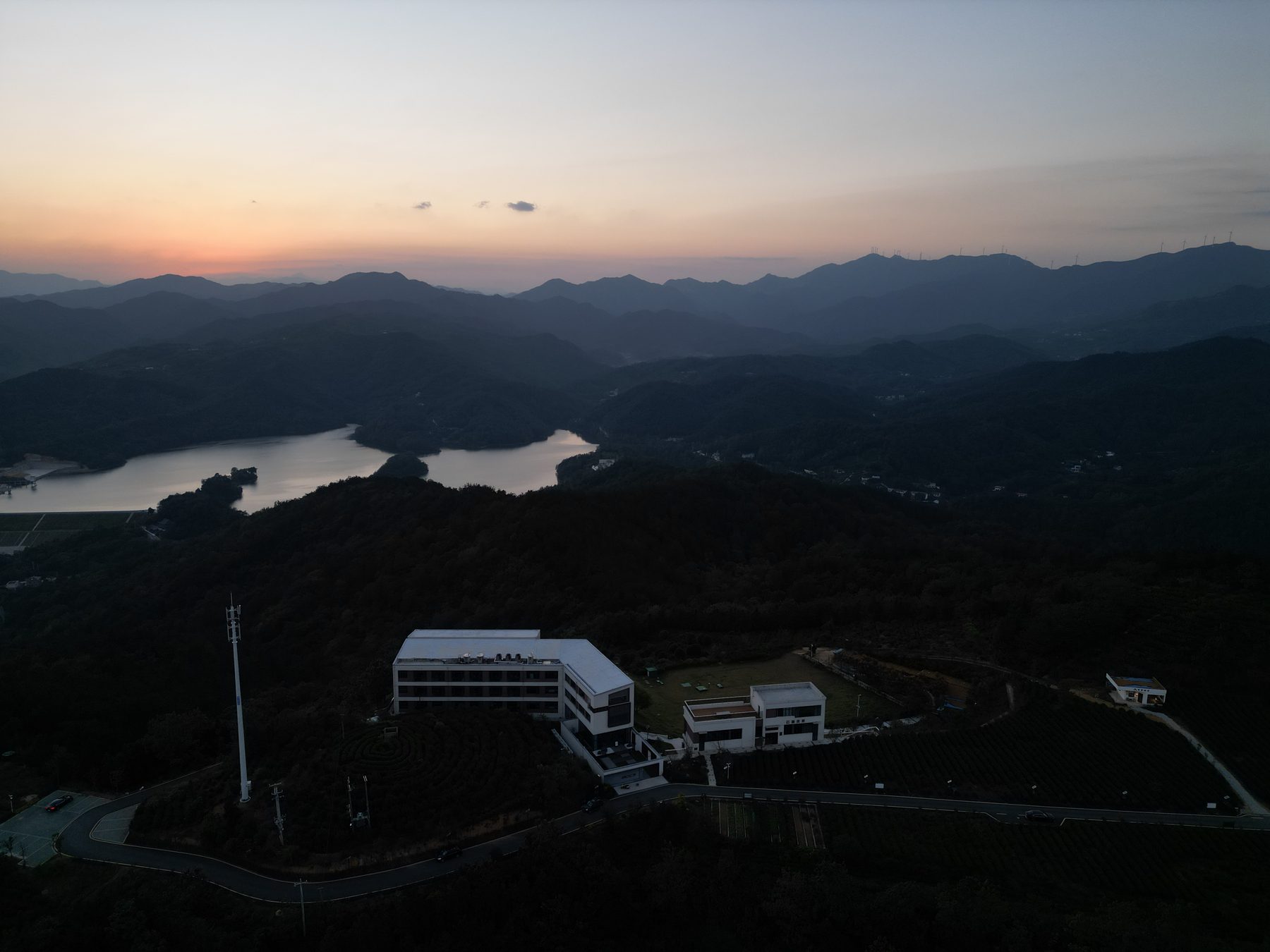 投子山栖民宿户外草坪图2