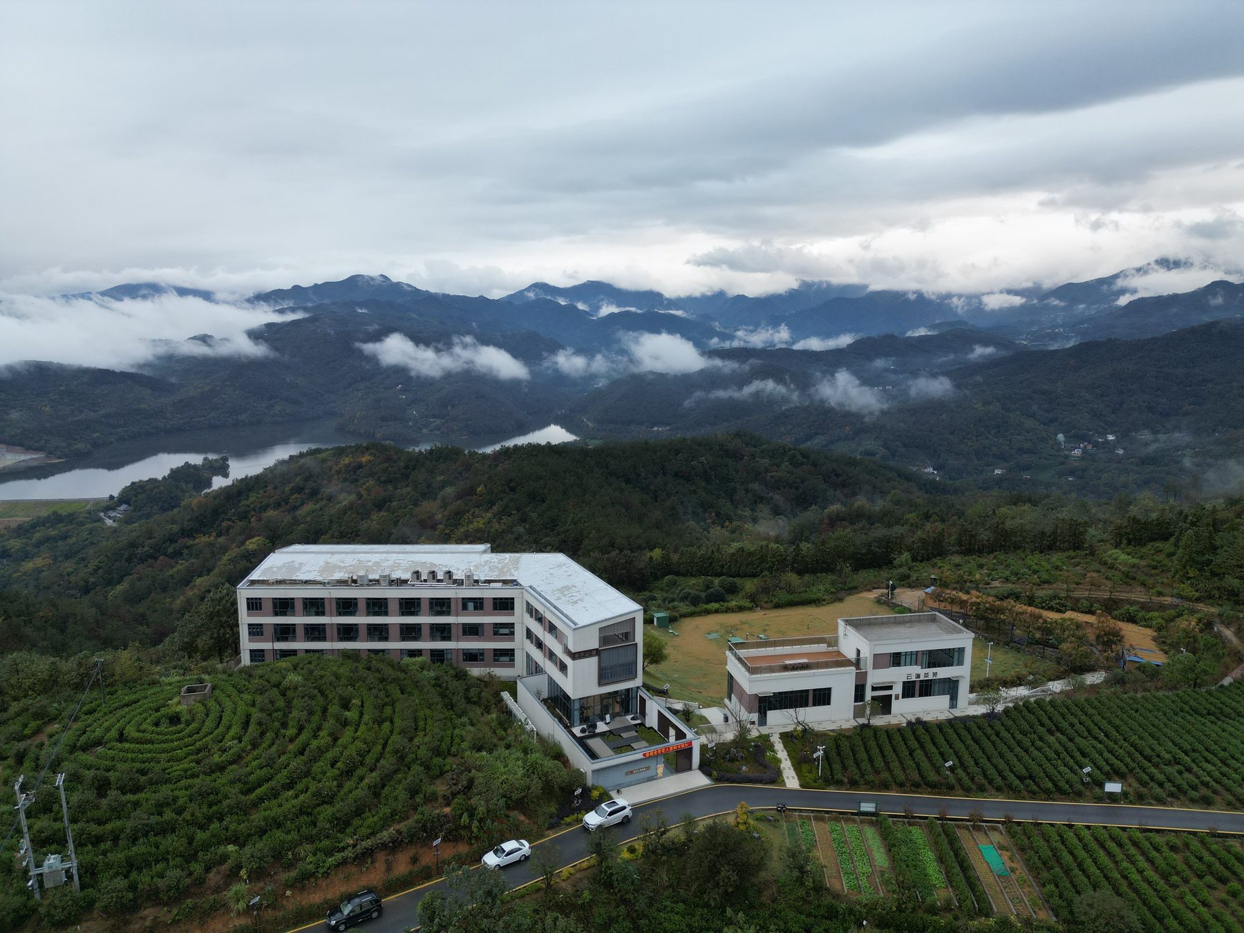 投子山栖民宿户外草坪图6