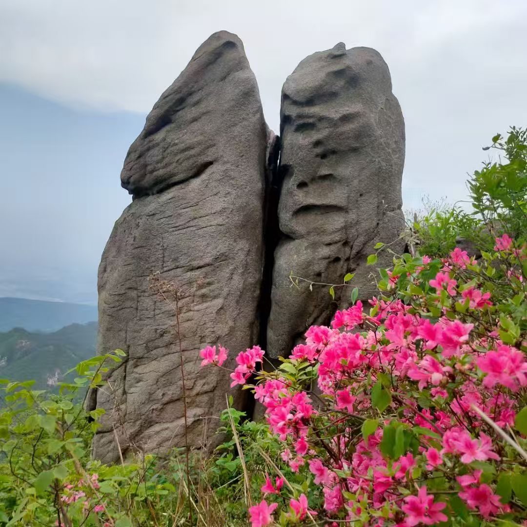 大猫岩和小猫岩景点图10