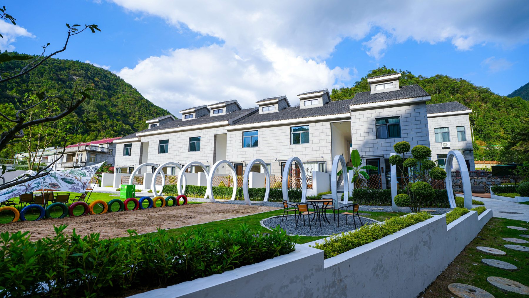 盛岳·灵犀山居图10