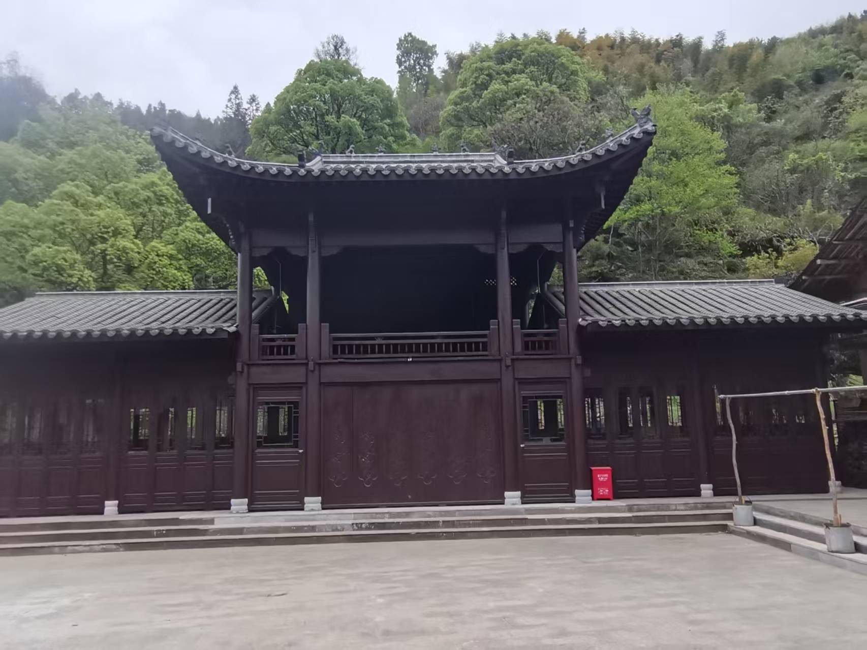 龙潭寨村戏楼图2