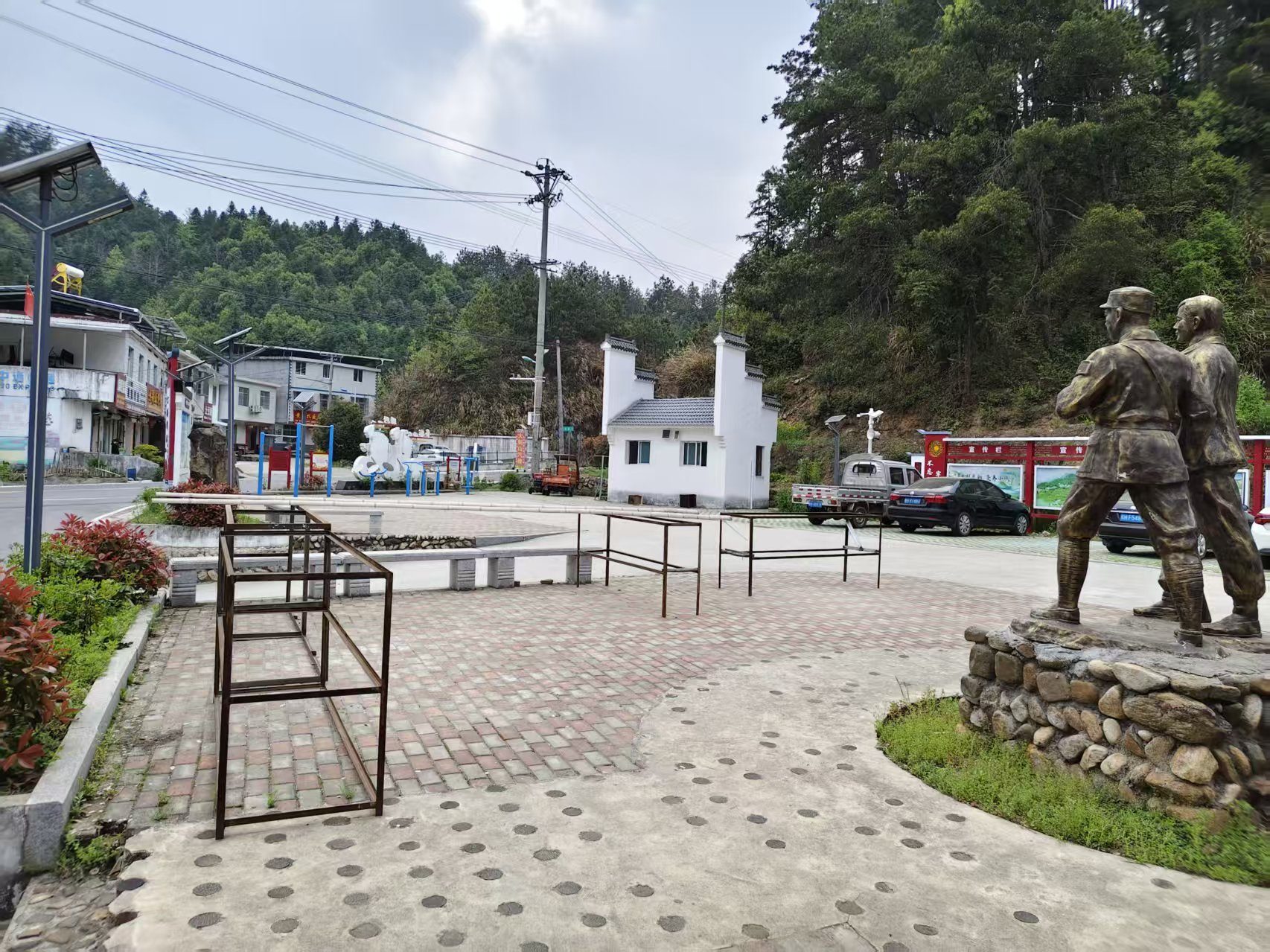 黄岗村黄牸乡抗日游击队纪念广场图3
