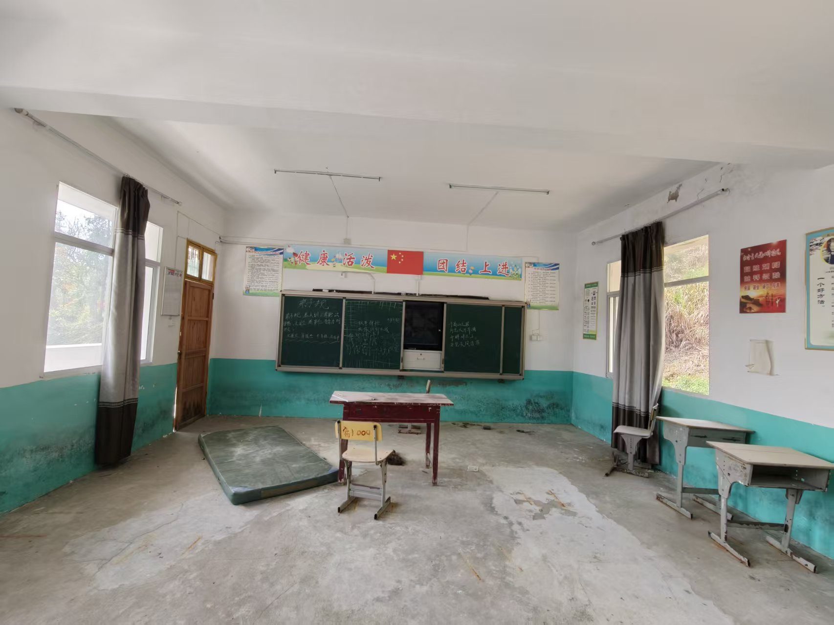 侯六小学图3