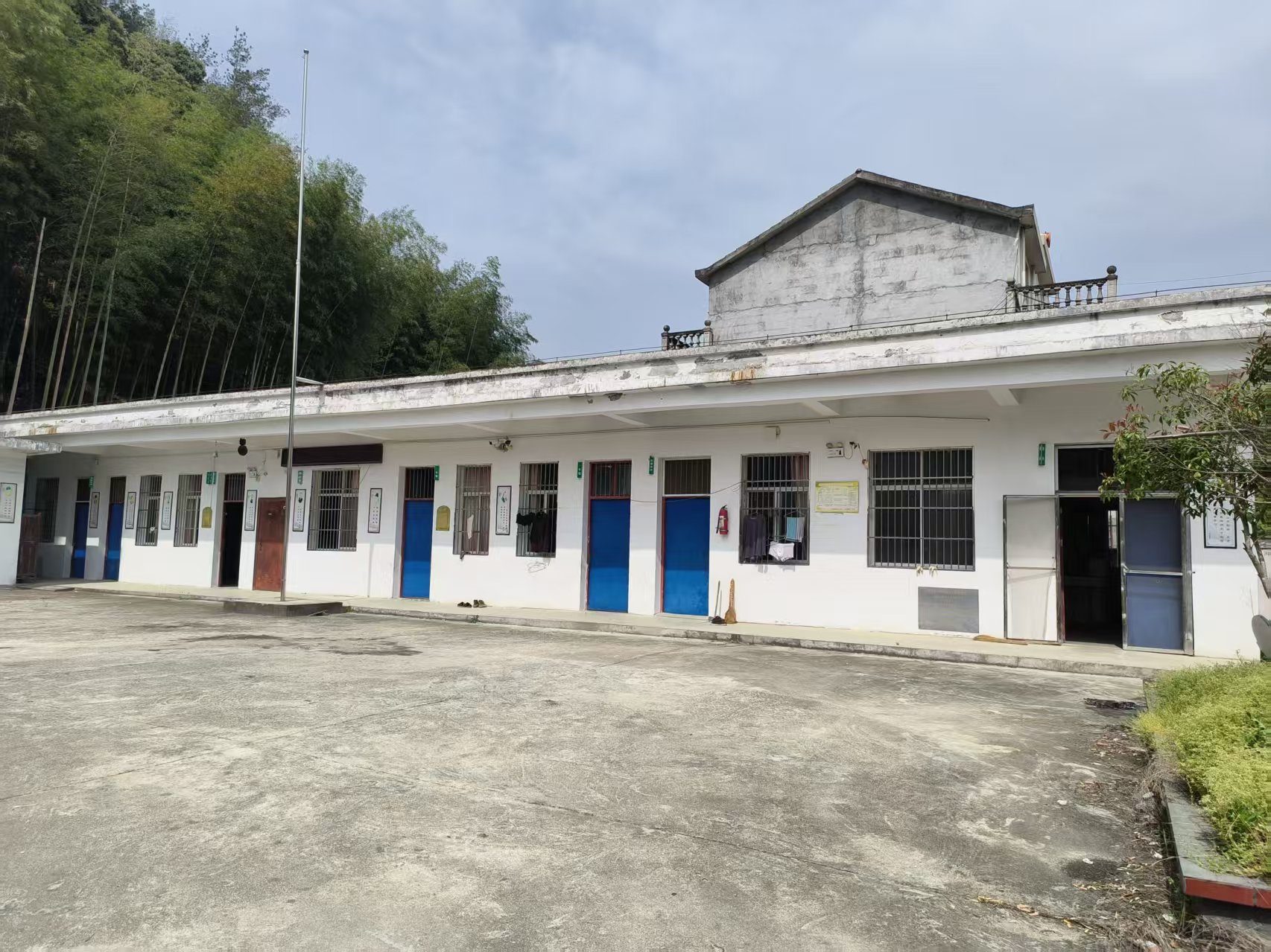 黄下小学图2