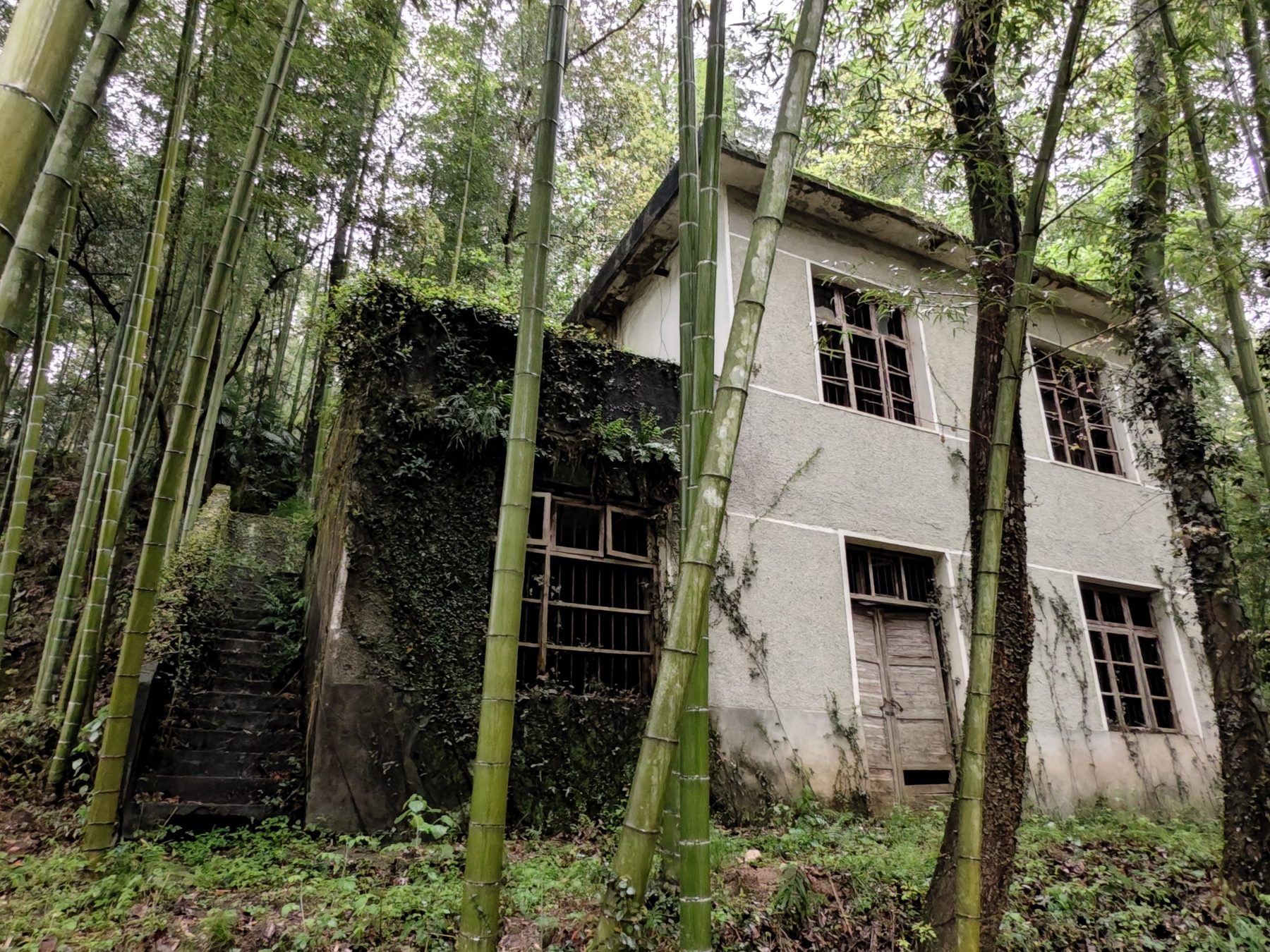 马龙村旧供电所图2