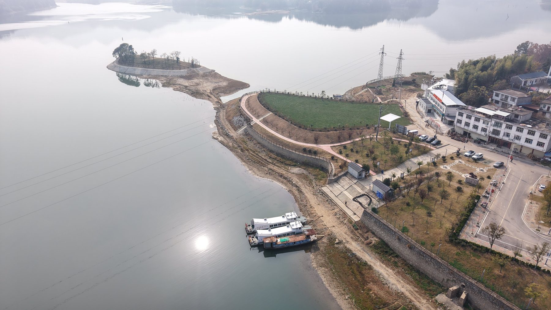 太湖县牛镇镇牛头包露营基地