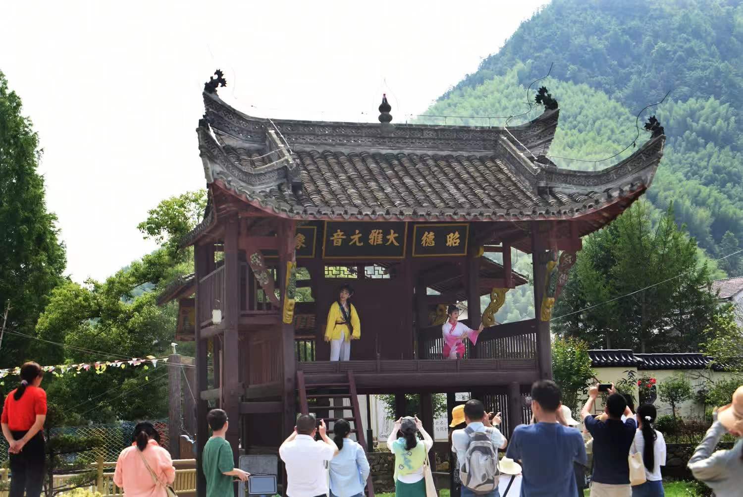 廖河戏台图4
